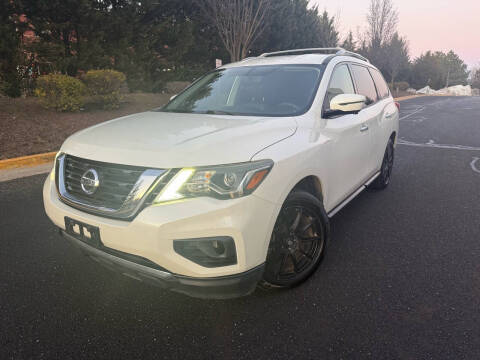 2017 Nissan Pathfinder SL FWD photo