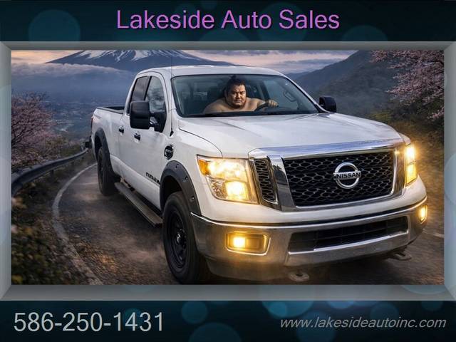 2017 Nissan Titan XD SV 4WD photo
