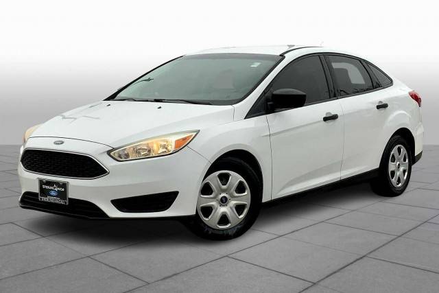 2017 Ford Focus S FWD photo