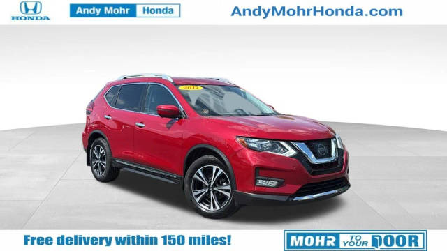 2017 Nissan Rogue SL FWD photo