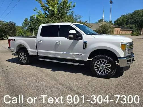 2017 Ford F-250 Super Duty Lariat 4WD photo