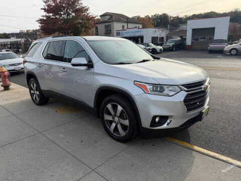 2018 Chevrolet Traverse LT Leather FWD photo