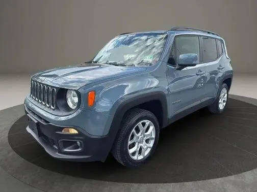 2017 Jeep Renegade Latitude 4WD photo