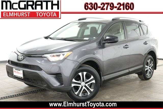 2017 Toyota RAV4 LE FWD photo