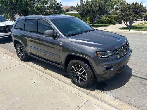 2017 Jeep Grand Cherokee Trailhawk 4WD photo