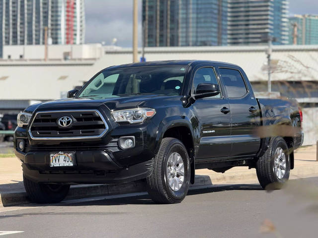 2017 Toyota Tacoma SR5 4WD photo