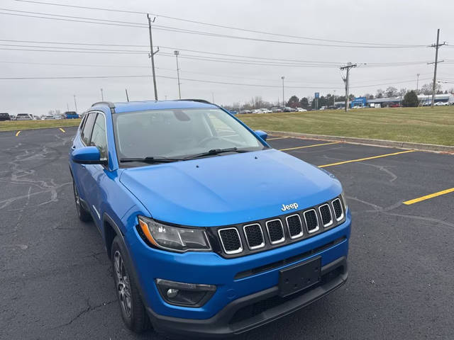 2017 Jeep Compass Latitude FWD photo