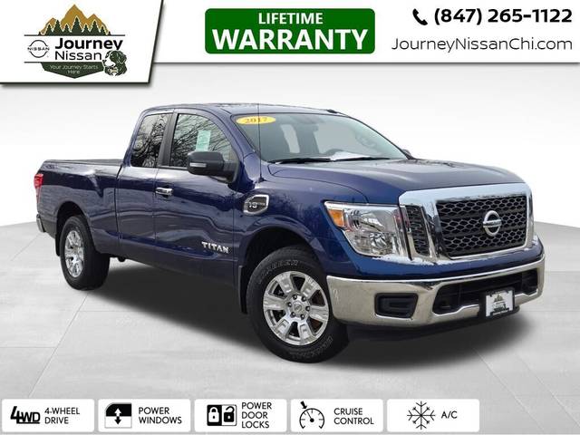 2017 Nissan Titan SV 4WD photo