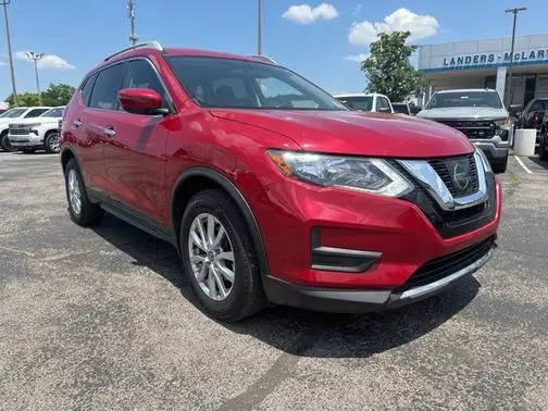 2017 Nissan Rogue SV FWD photo