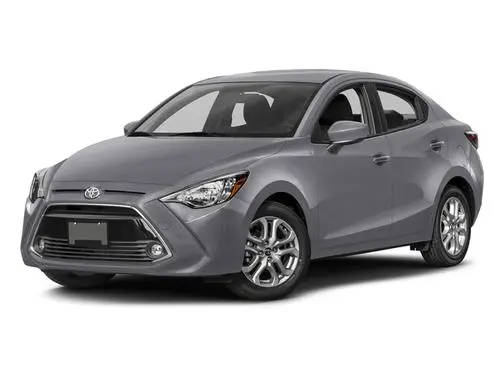2017 Toyota Yaris FWD photo