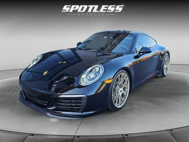 2018 Porsche 911 Carrera RWD photo