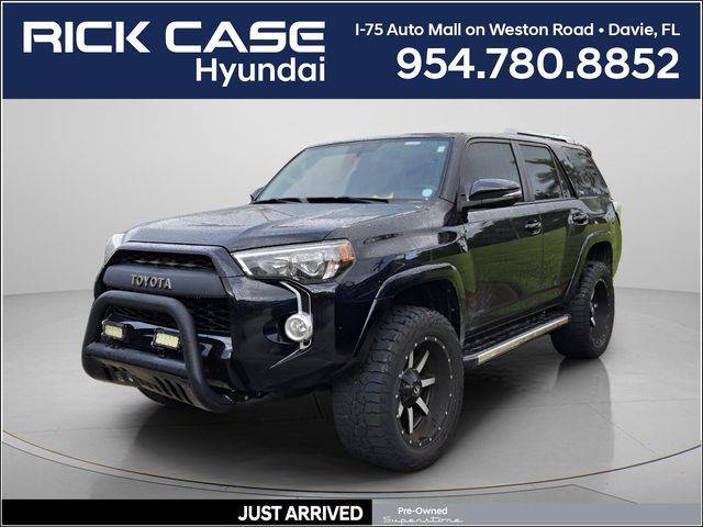 2017 Toyota 4Runner SR5 Premium RWD photo