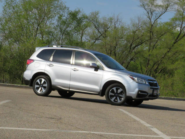 2018 Subaru Forester Premium AWD photo