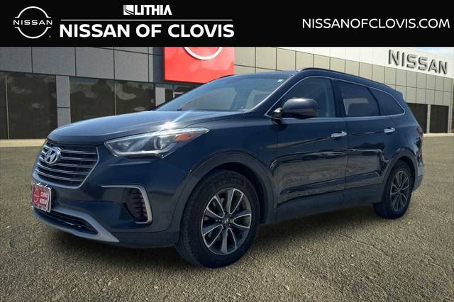 2017 Hyundai Santa Fe SE FWD photo