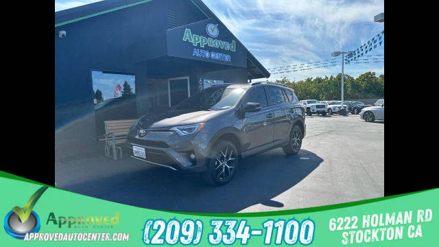 2017 Toyota RAV4 SE AWD photo