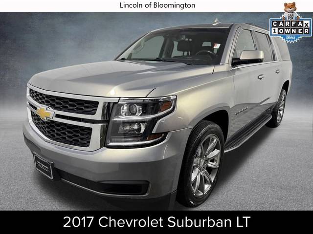 2017 Chevrolet Suburban LT 4WD photo