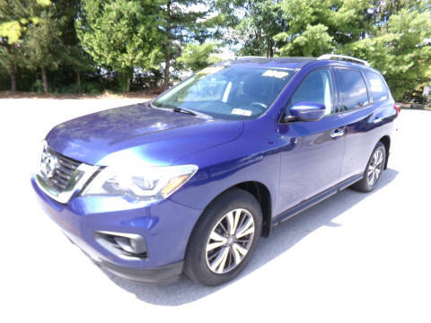 2017 Nissan Pathfinder SV 4WD photo