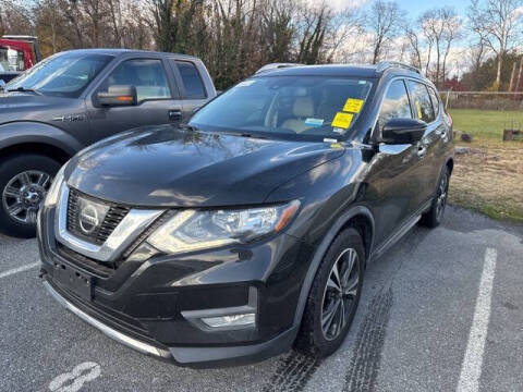 2017 Nissan Rogue SL FWD photo