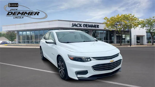 2018 Chevrolet Malibu LT FWD photo