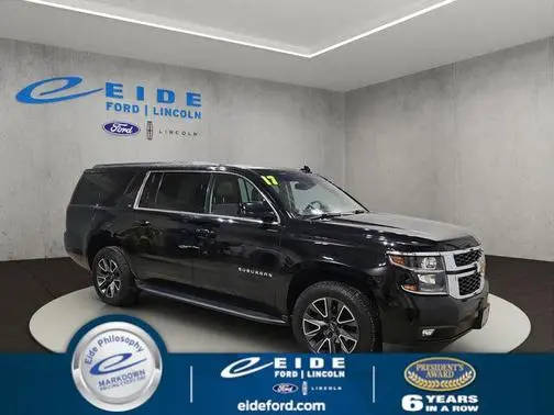 2017 Chevrolet Suburban LT 4WD photo