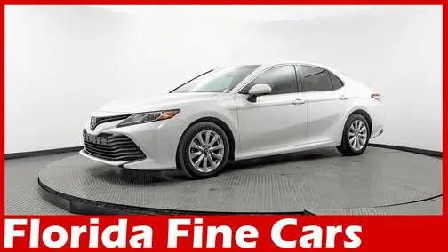 2018 Toyota Camry LE FWD photo