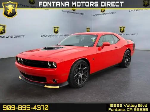 2017 Dodge Challenger 392 Hemi Scat Pack Shaker RWD photo