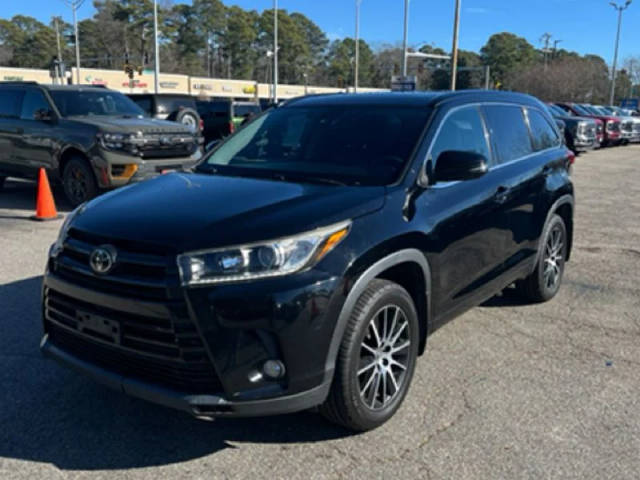 2017 Toyota Highlander SE AWD photo