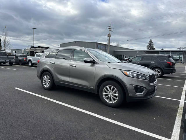 2017 Kia Sorento LX V6 AWD photo