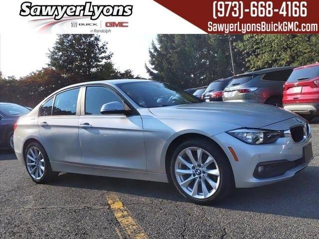 2017 BMW 3 Series 320i xDrive AWD photo