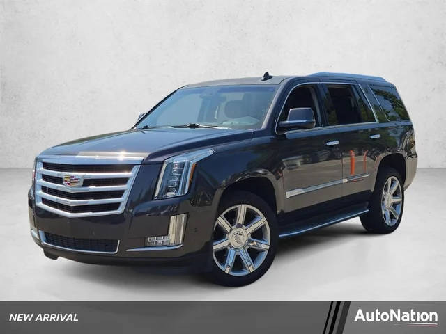 2017 Cadillac Escalade Luxury RWD photo