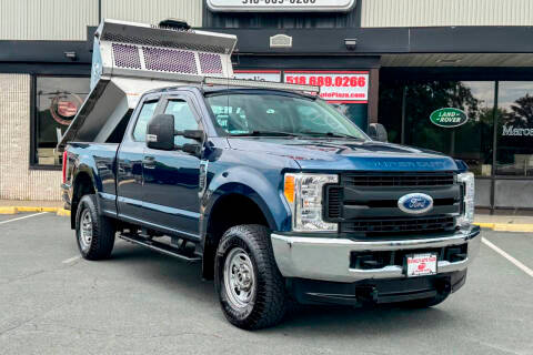 2017 Ford F-350 Super Duty XL 4WD photo