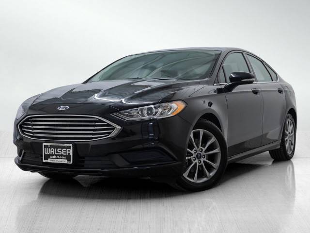 2017 Ford Fusion SE FWD photo