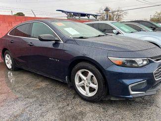 2018 Chevrolet Malibu LS FWD photo