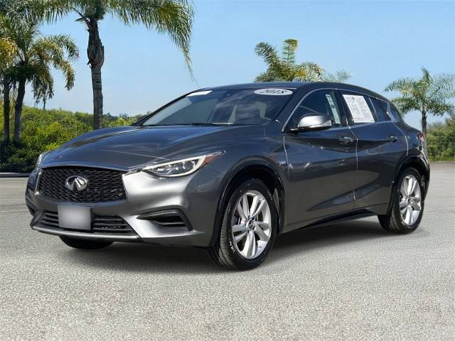 2018 Infiniti QX30 Base FWD photo