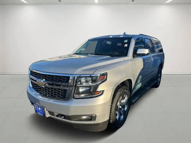 2017 Chevrolet Suburban LT 4WD photo