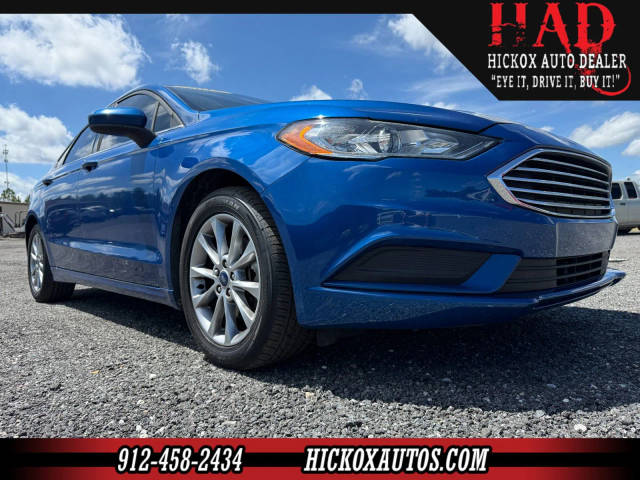 2017 Ford Fusion SE FWD photo