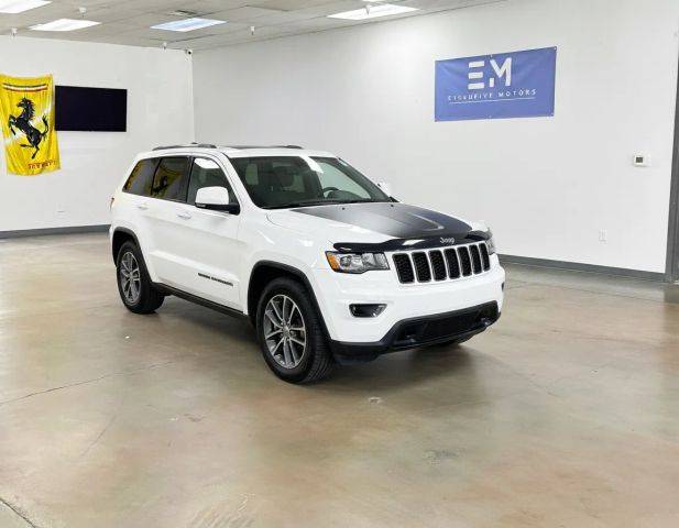 2017 Jeep Grand Cherokee Trailhawk 4WD photo