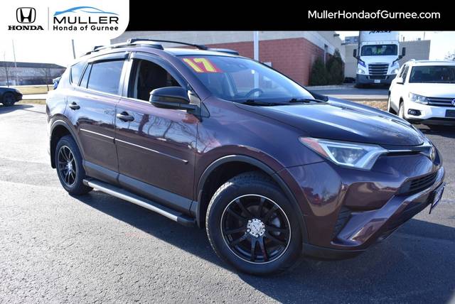 2017 Toyota RAV4 LE AWD photo