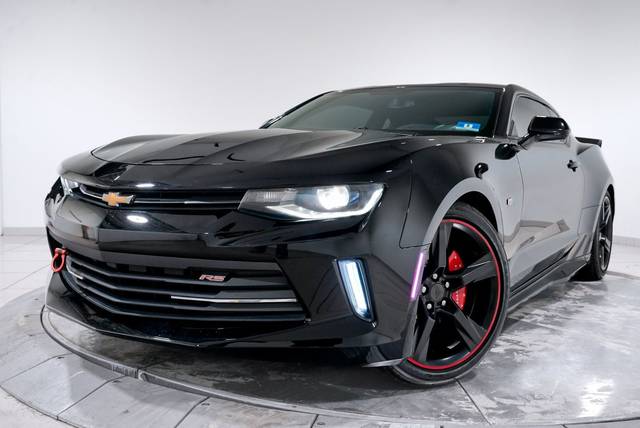 2018 Chevrolet Camaro 2LT RWD photo
