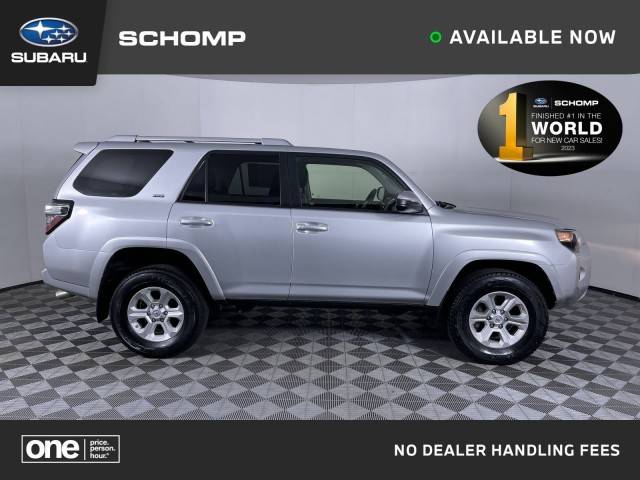 2017 Toyota 4Runner SR5 4WD photo