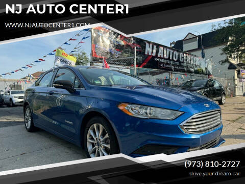 2017 Ford Fusion Hybrid SE FWD photo