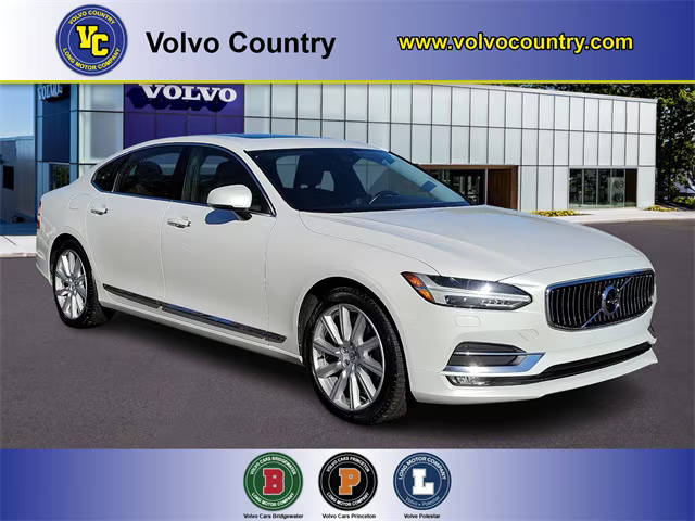 2018 Volvo S90 Inscription AWD photo