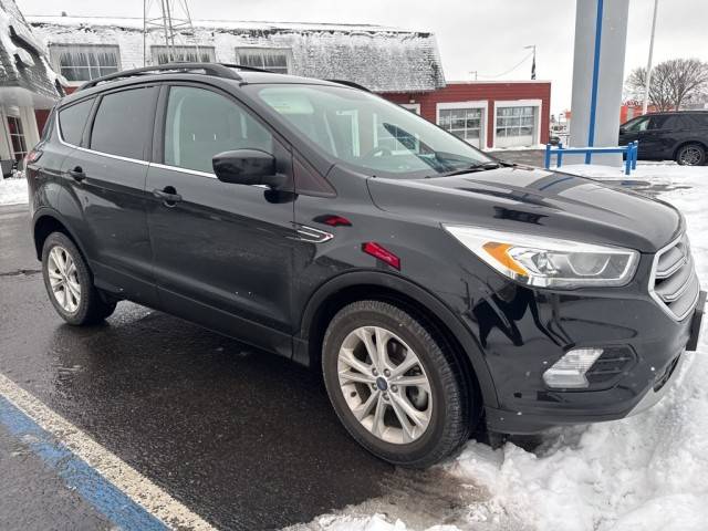 2017 Ford Escape SE FWD photo