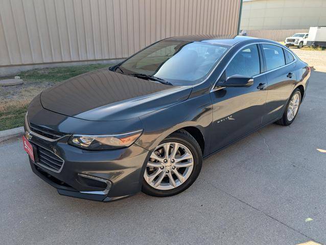 2017 Chevrolet Malibu LT FWD photo