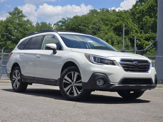 2018 Subaru Outback Limited AWD photo