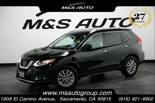 2017 Nissan Rogue SV FWD photo