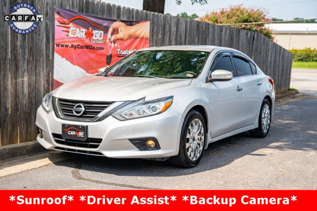 2017 Nissan Altima 2.5 SV FWD photo