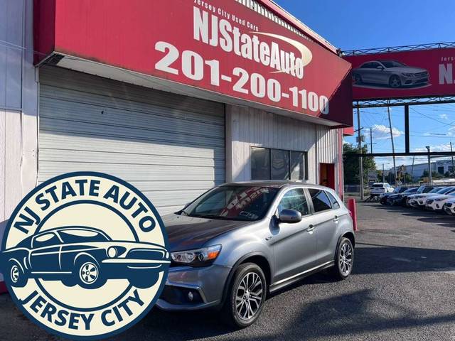 2017 Mitsubishi Outlander Sport SE 2.4 4WD photo