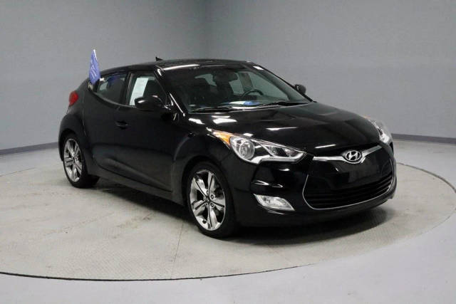 2017 Hyundai Veloster Value Edition FWD photo