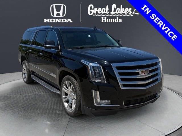 2017 Cadillac Escalade ESV Luxury RWD photo